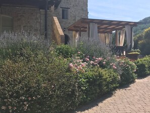 Exterior detail - Re Artù Assisi Country Lifestyle (Assisi)