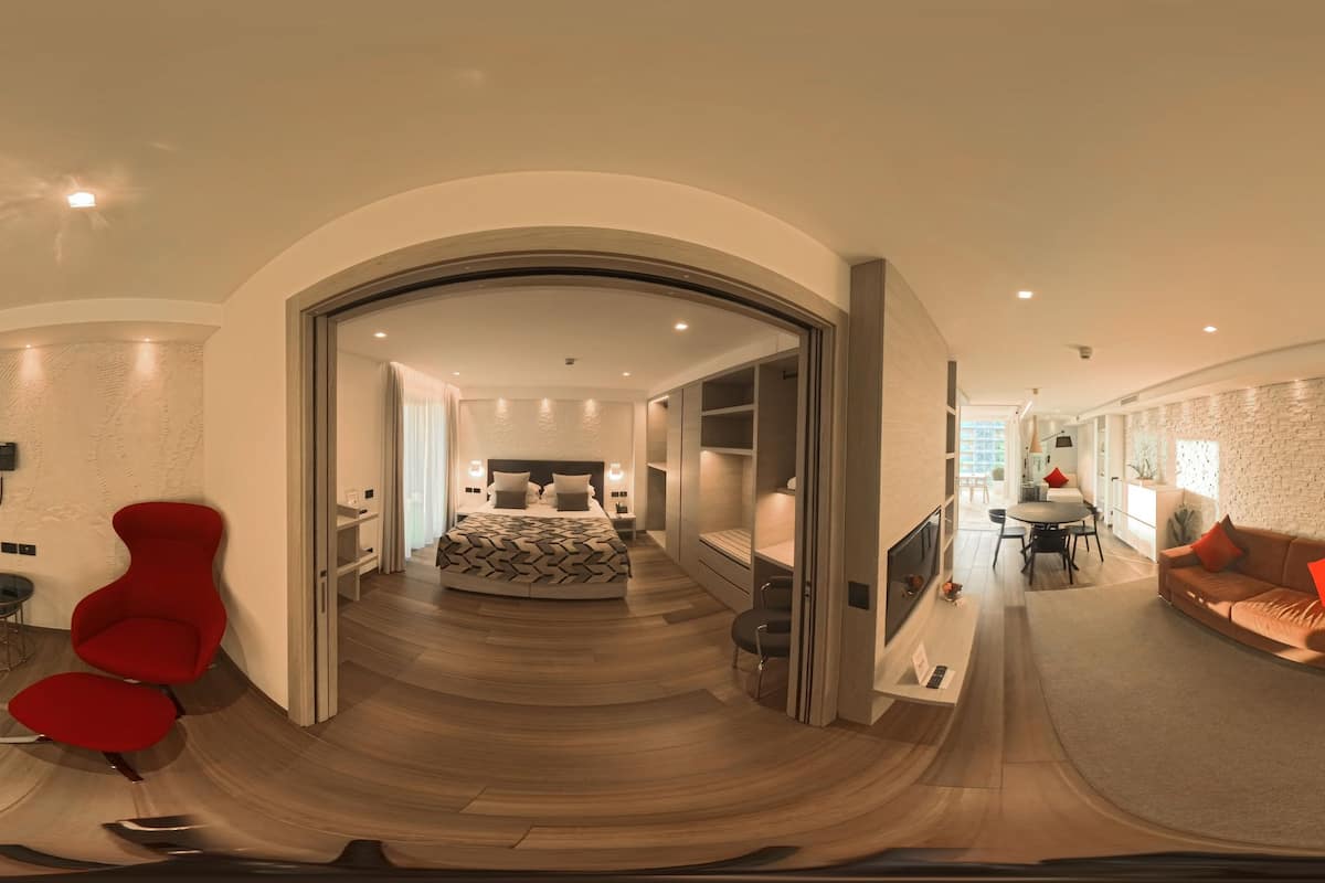 Deluxe Apartment, Annex Building (Large) | 1 bedroom, premium bedding, down comforters, minibar