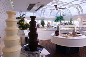 Free buffet breakfast