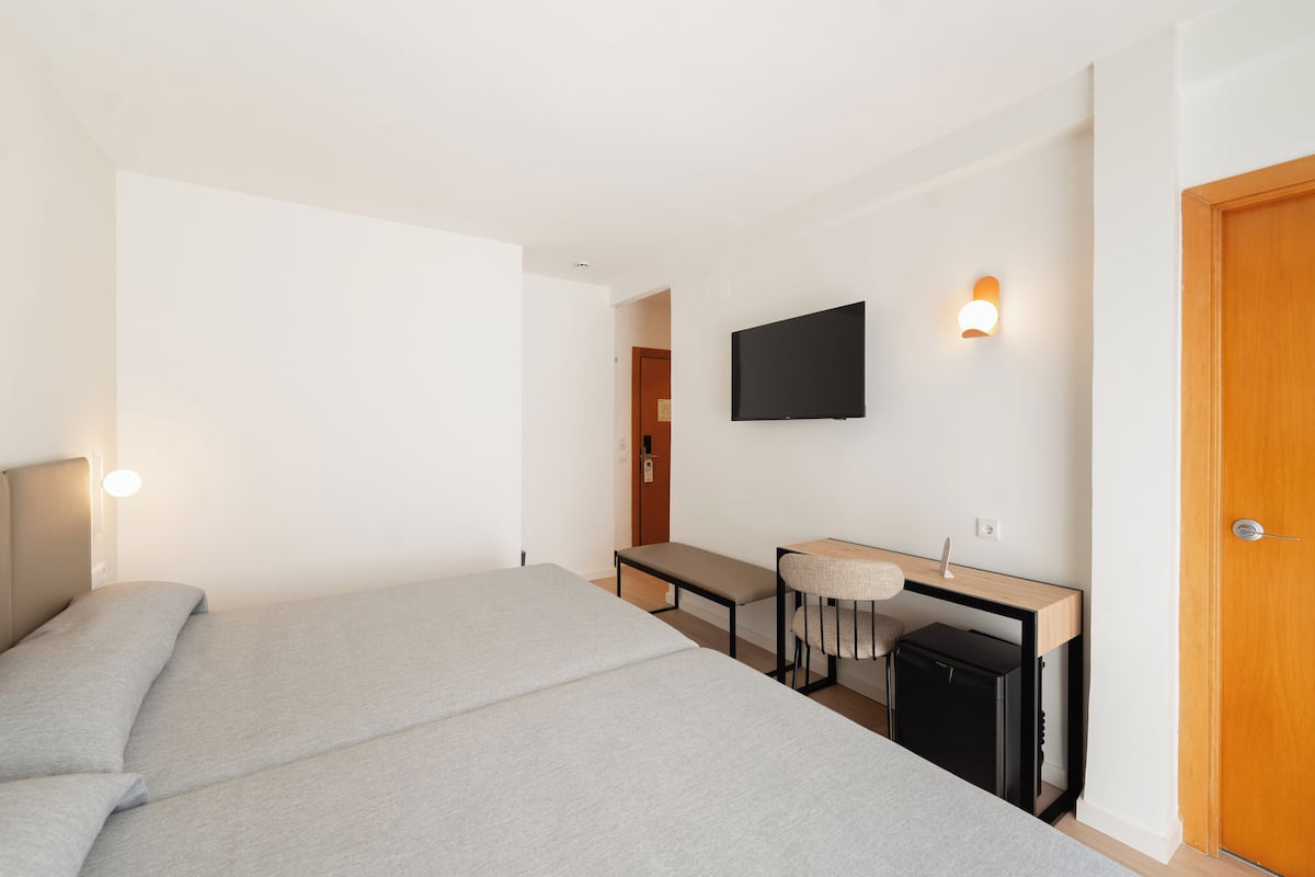 Minibar, in-room safe, desk, blackout drapes