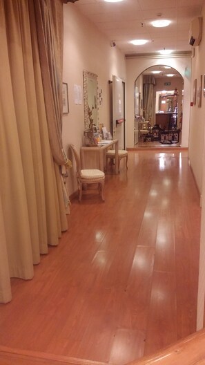 Reception - Hotel Centrale Bologna (Bologna)