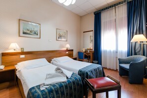 Double or Twin Room - Hotel Centrale Bologna (Bologna)