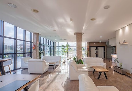 Reception. Hotel Auditorio Santiago & SPA