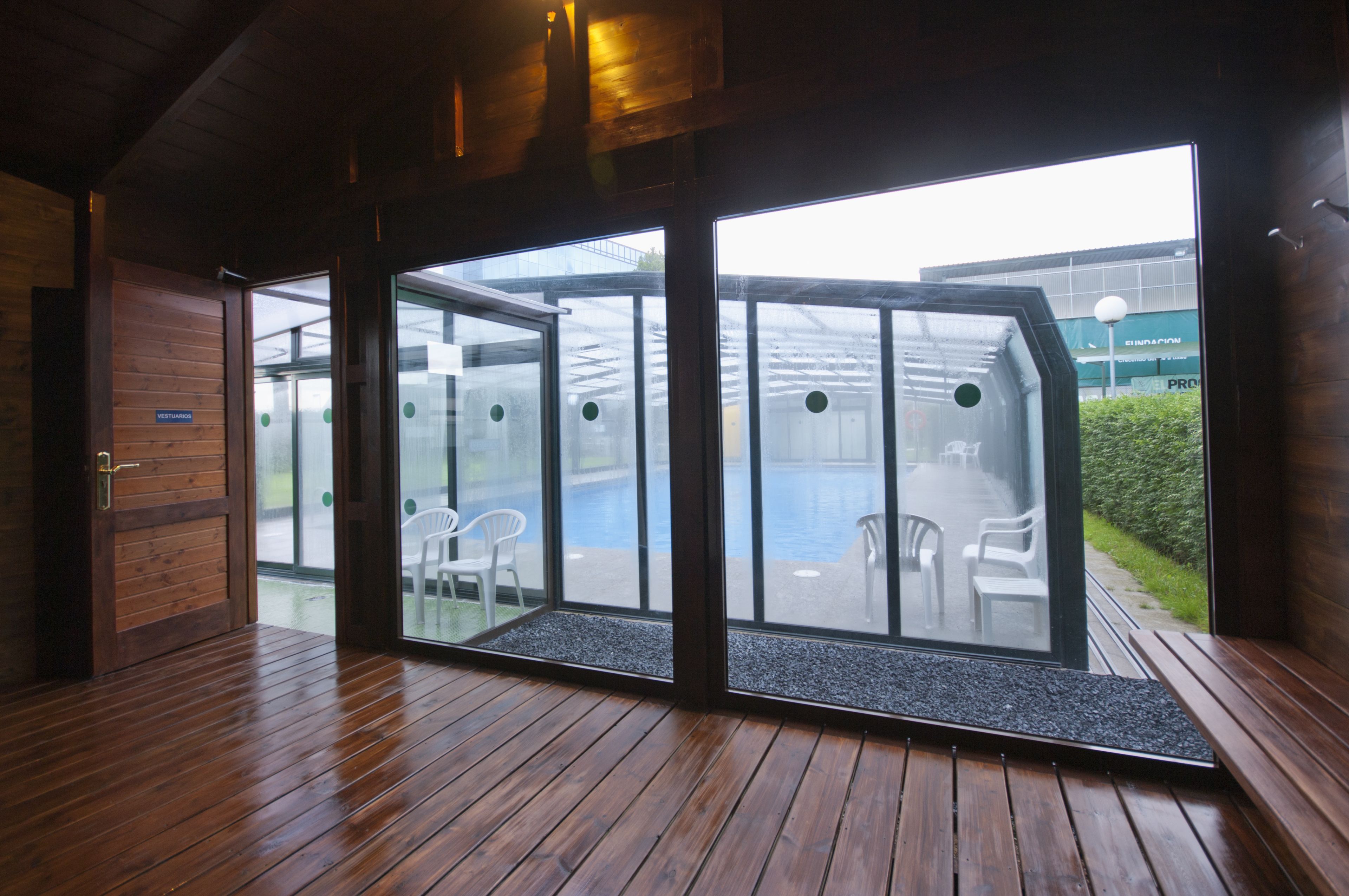 indoor pool, outdoor pool, open 9:00 am to 9:00 pm, pool loungers