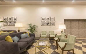 Kawasan tempat duduk lobi