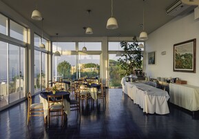 Desayuno continental incluido todos los días