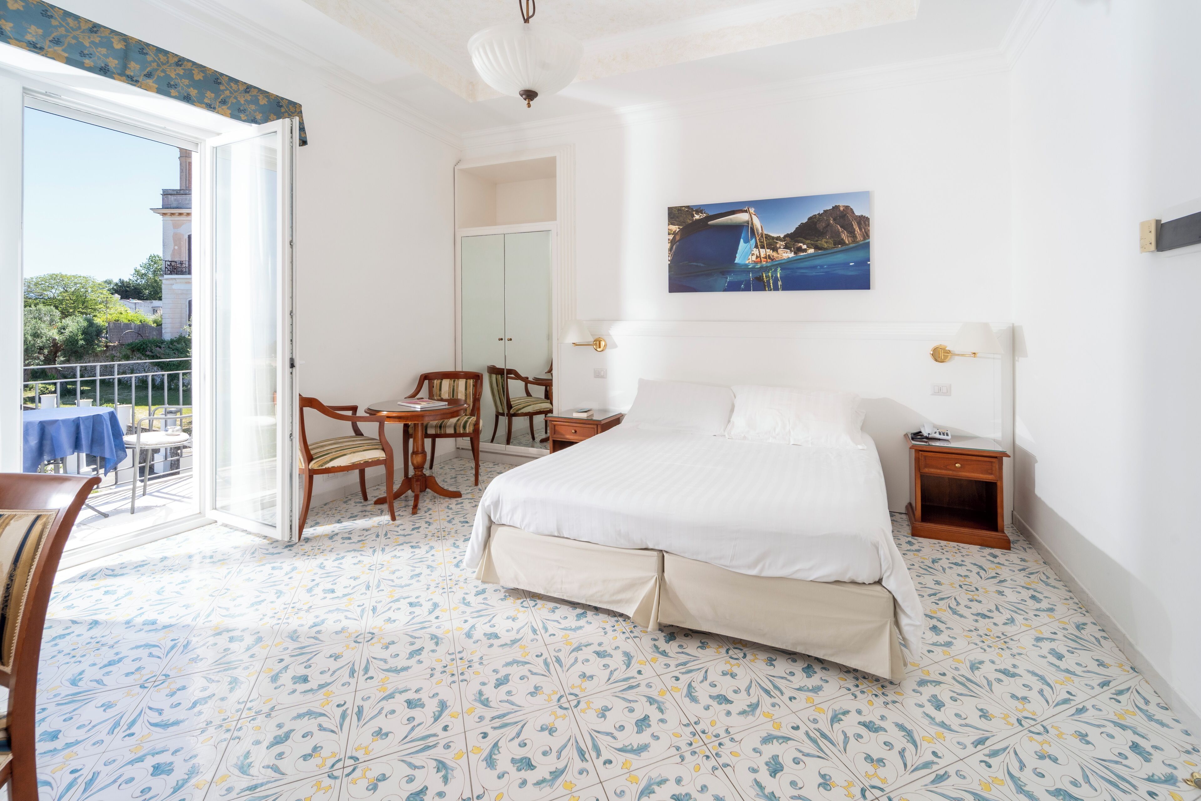 superior room, sea view | minibar, in-room safe, desk, free wifi