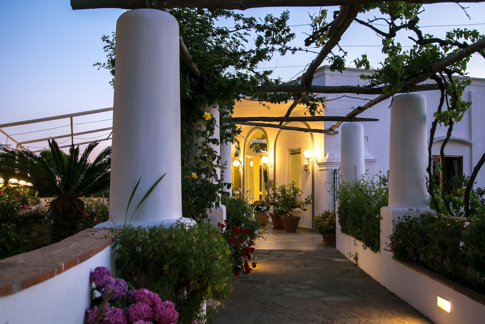 Hotel Bellavista Anacapri by null