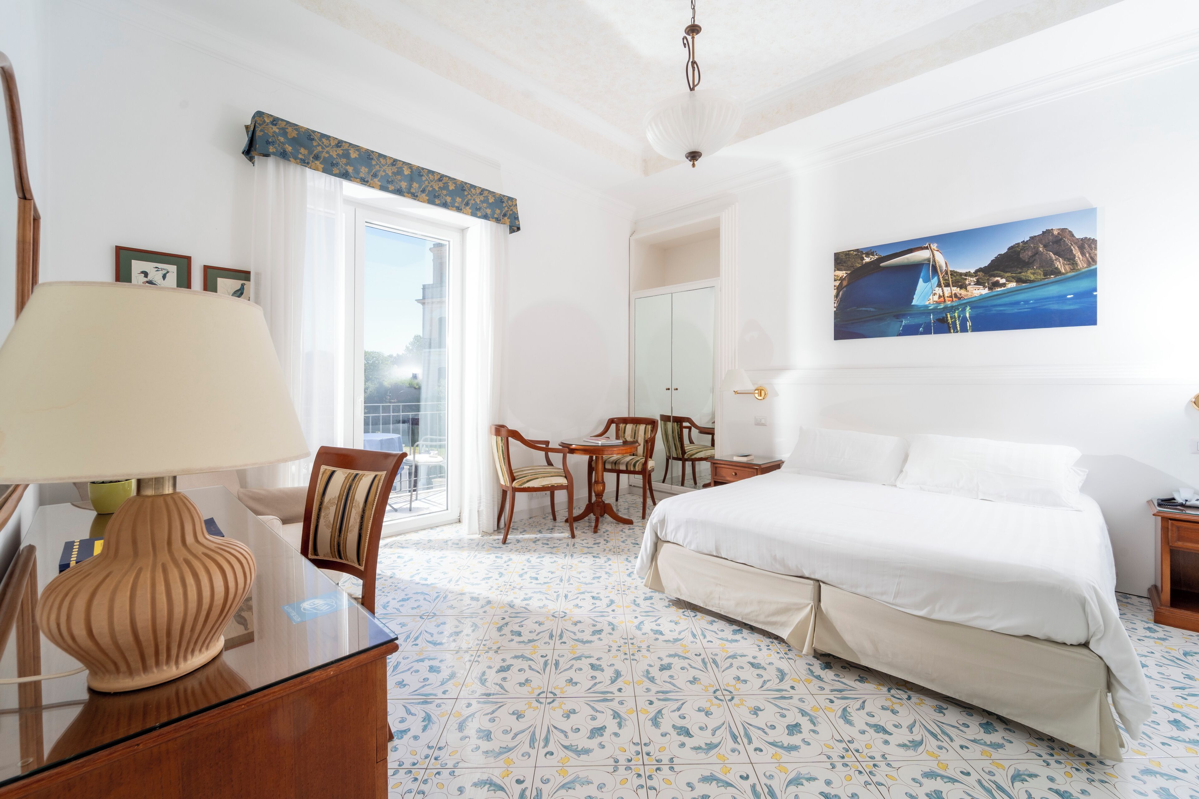 superior room, sea view | minibar, in-room safe, desk, free wifi