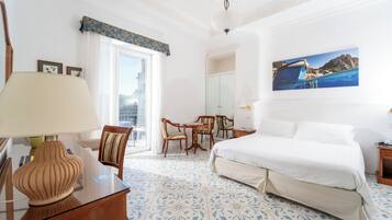 Superior Room, Sea View | Minibar, in-room safe, desk, free WiFi
