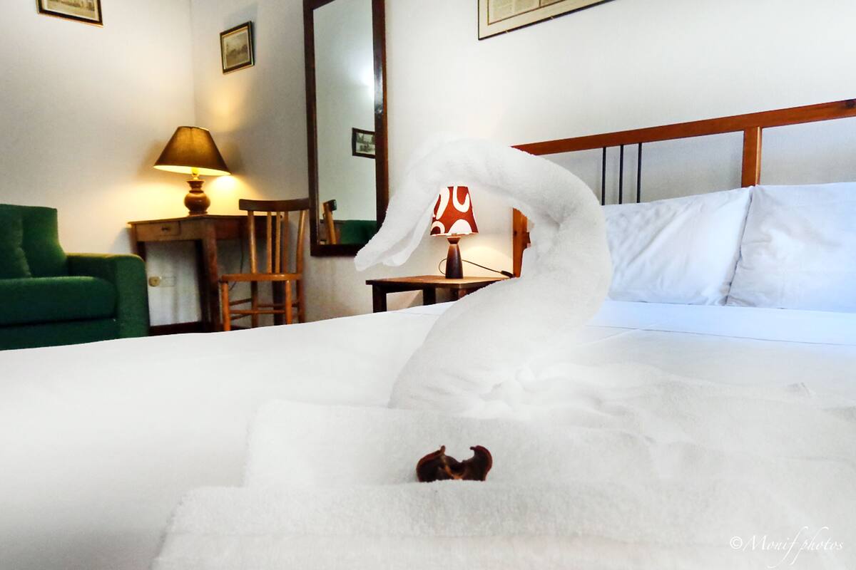 In-room safe, desk, soundproofing, WiFi (free)
