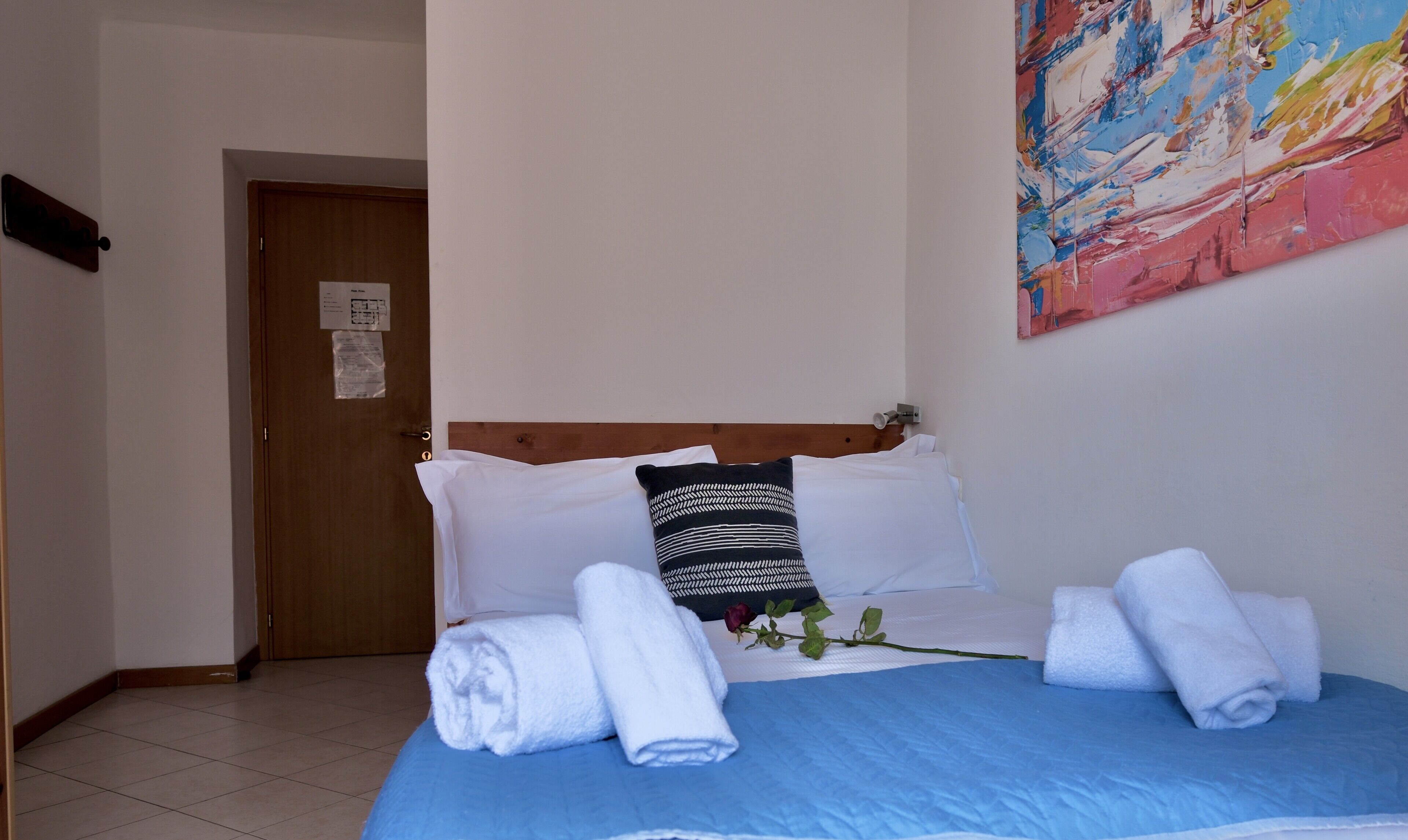 Economy Double Room | Hypo-allergenic bedding, minibar, desk, laptop workspace