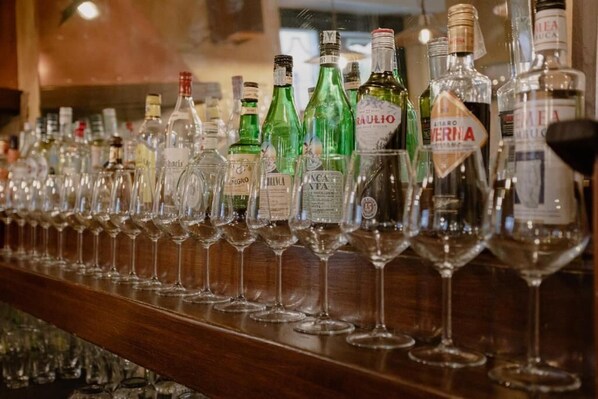 住宿內酒吧