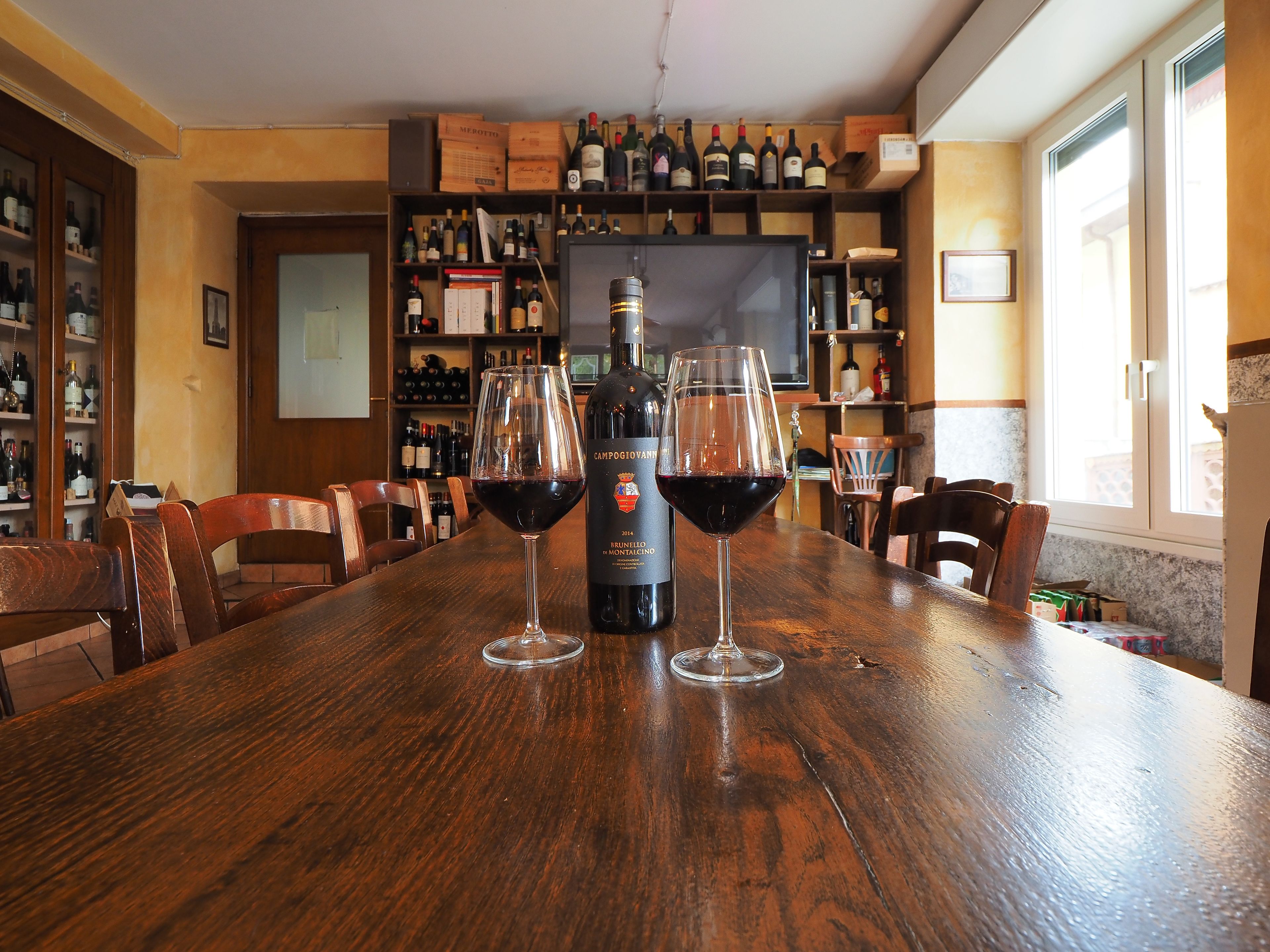 Bar (in der Unterkunft)