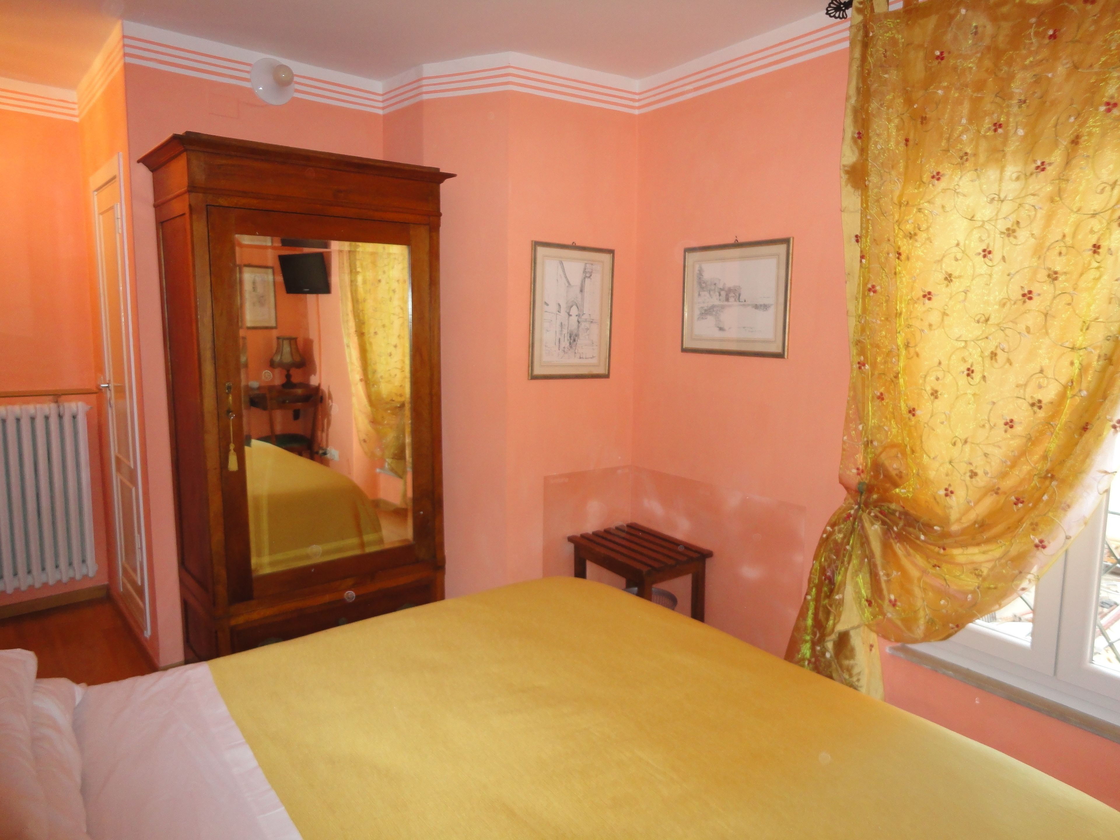 double room, 2 single beds | in-room safe, individually decorated, desk, cots/infant beds