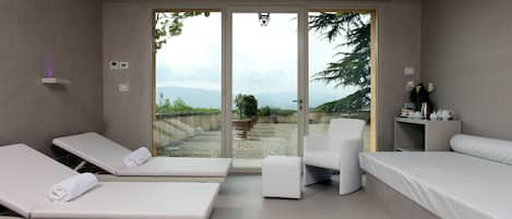 桑拿、热水浴缸、土耳其浴、身体护理、水疗法、芳香疗法