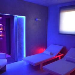 Sauna, hot tub, Turkish bath, body treatments, hydrotherapy