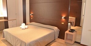 Zimmersafe, Babybetten, Zustellbetten, Rollstuhlgeeignet