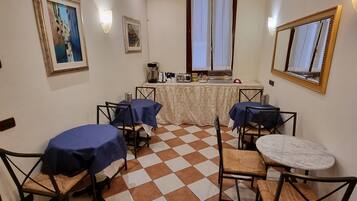 Daily buffet breakfast (EUR 15 per person)