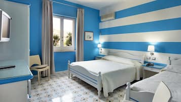 Apartment for 5 people | 1 bedroom, in-room safe, individually furnished, desk