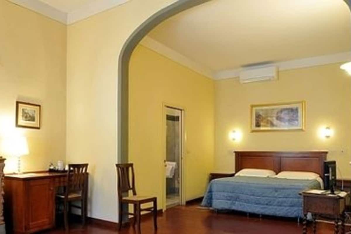 Down duvets, desk, soundproofing, cots/infant beds