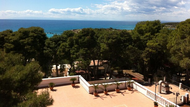 View from property - Eden Park Hotel (Pulsano)