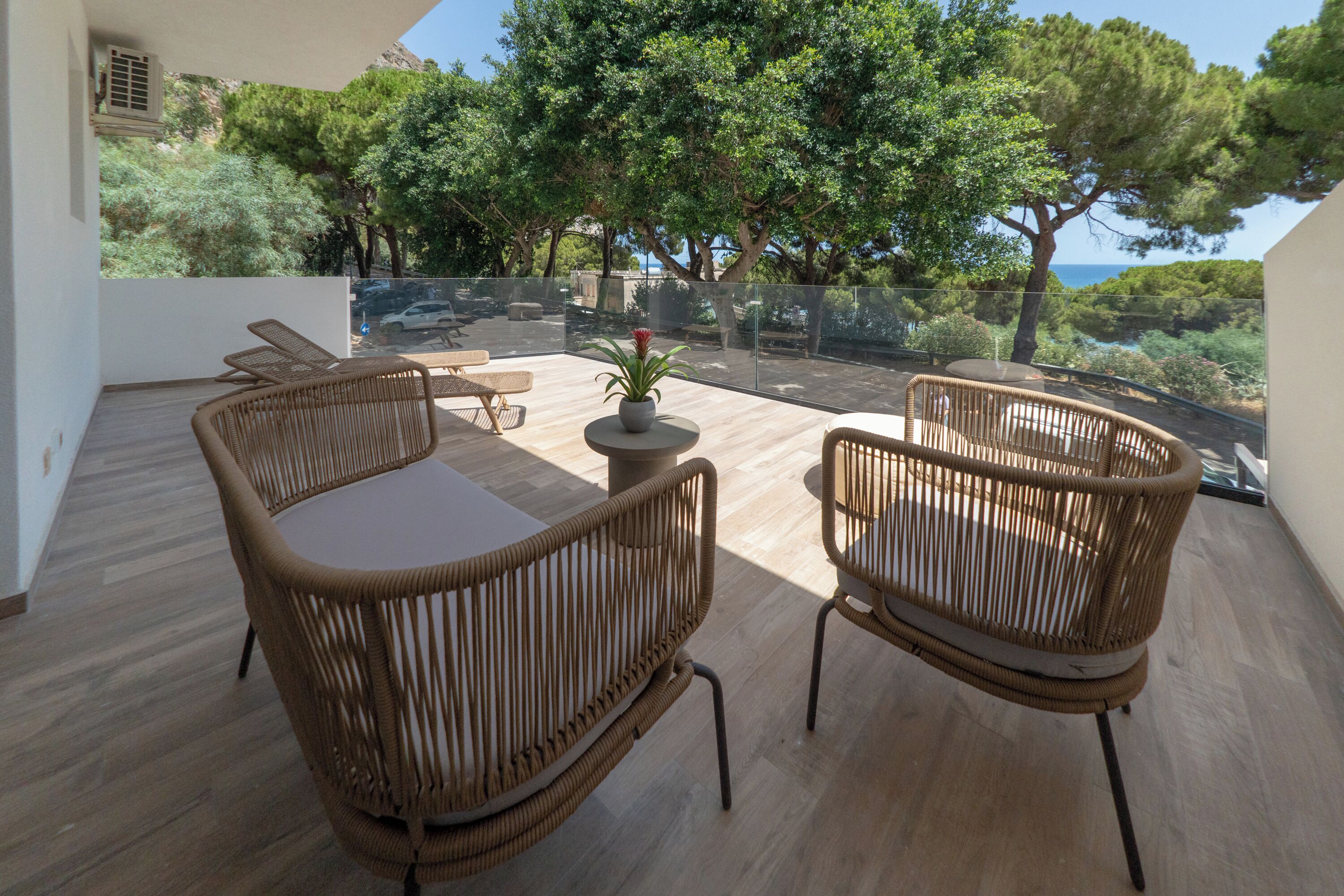 Deluxe, Vista mare, Con Vasca Idromassaggio | Skrivebord, gratis Wi-Fi, sengetøj, adgang for kørestole