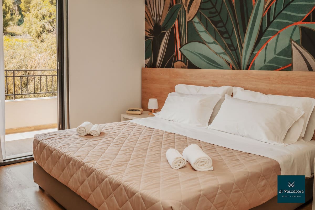 Superior Room, Balcony, Mountain View