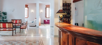 Hotel Savoia E Campana
