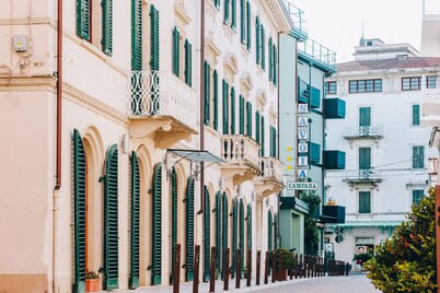 Hotel Savoia E Campana