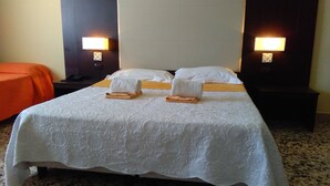 高級寢具、Select Comfort 床墊、迷你吧贈品、房內夾萬