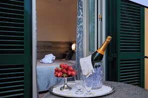 Superior Double or Twin Room - Hotel Farnese (Rome)