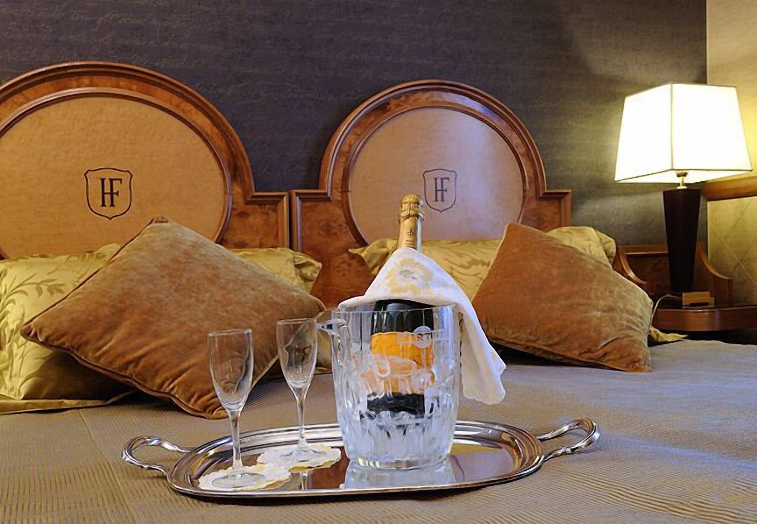 triple room | room service – dining