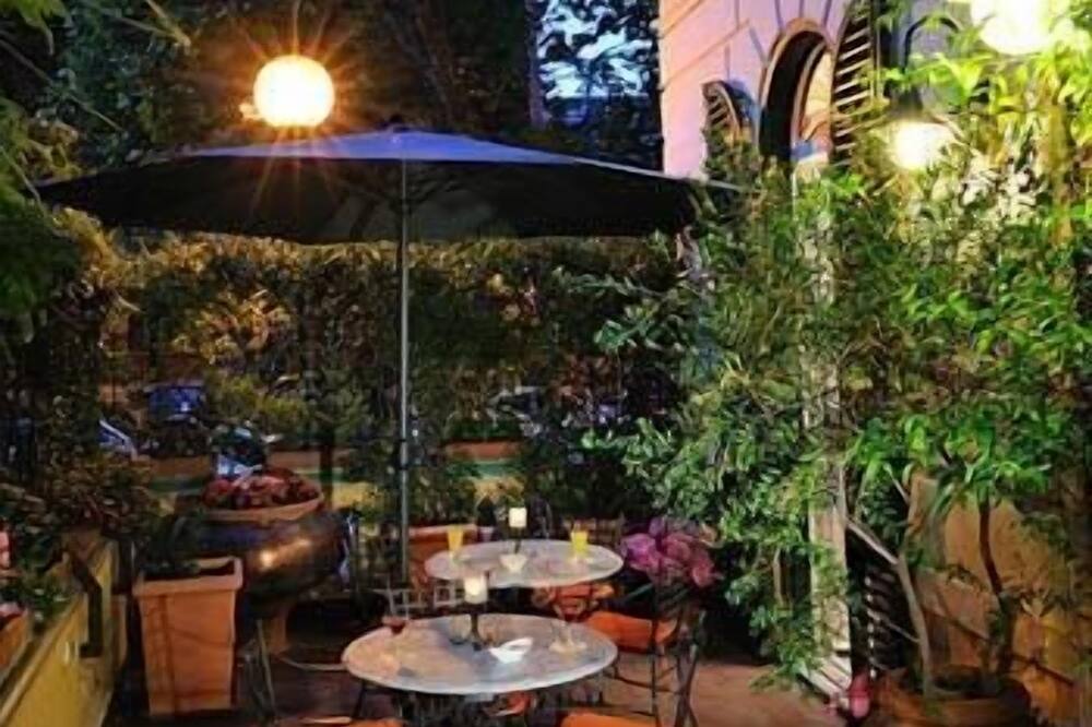 Hotel Farnese