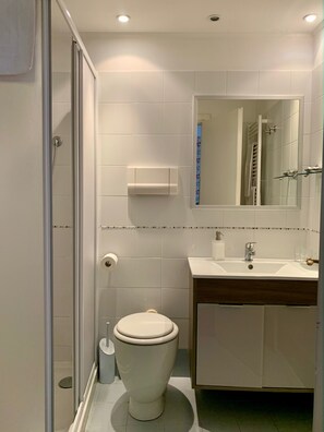 Double or Twin Room, Private Bathroom | Bathroom - Al Campaniel (Venice)