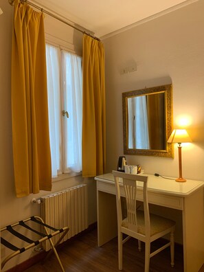 Camera Standard con bagno privato esterno | Vue de la chambre