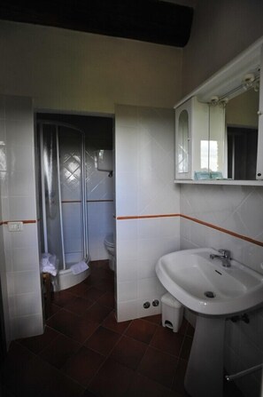 Quarto casal | Banheiro | Produtos de toalete grátis, secador de cabelo, bidê