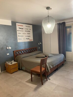 Minibar, caja fuerte, cunas gratuitas y camas supletorias