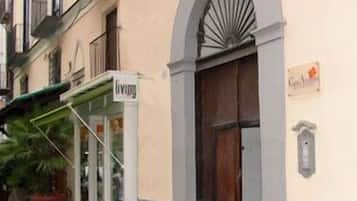 Entrada de la propiedad