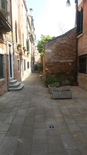 View from room - Locanda Ca' Del Brocchi (Venice)