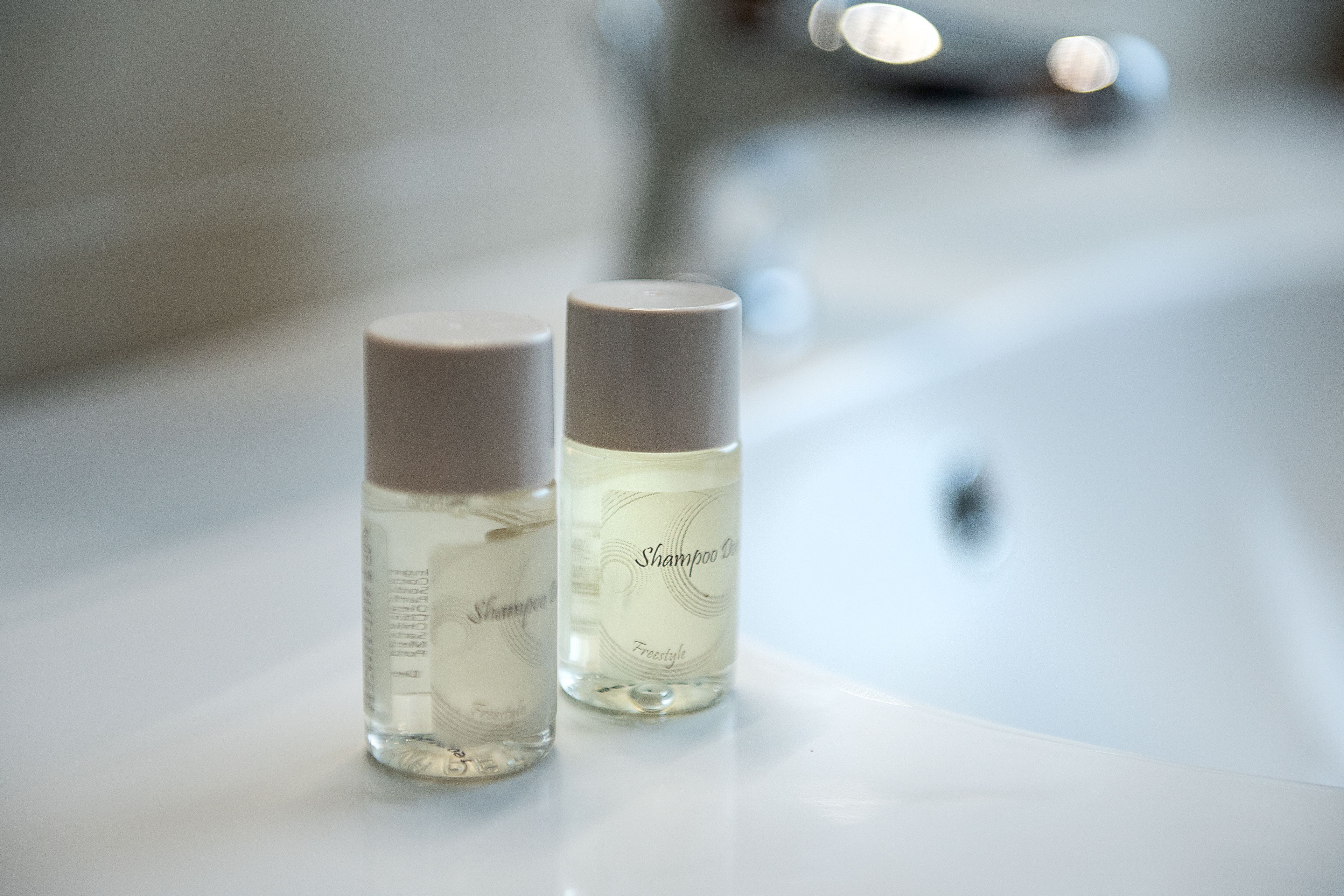 free toiletries, hair dryer