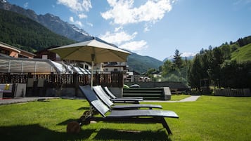 Sundeck