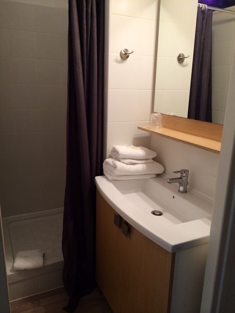 Hôtel Les Négociants by null