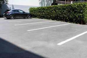 Self parking - Olympic (Crans-Montana)