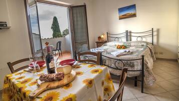 Studio | Restauration dans la chambre