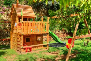 Children’s play area – outdoor - Scilla e Cariddi Bed&Breakfast (Messina)