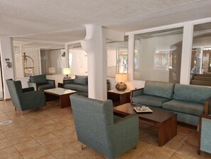 Lobby - Basilica Holiday Resort (Paphos)