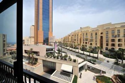 Rokna Hotel