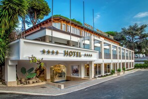 الإطلالة من المنشأة