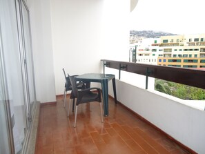 Single Room | Balcony
